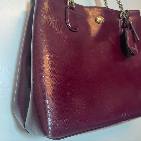 Women's Coach Maroon Leather Tote Bag with Gold Chain - Picture 11 of 15